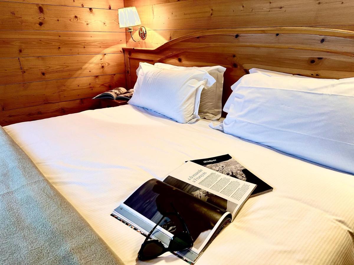 Hostellerie Le Lievre Amoureux Valpelline Exteriör bild